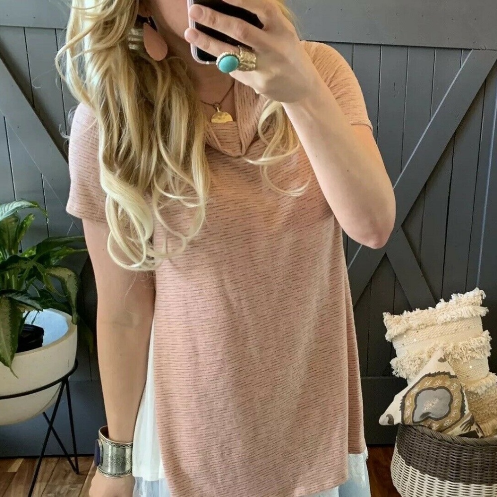 Boutique Pink Mock Neck Hi Low Summer Knit Top - Picture 5 of 7